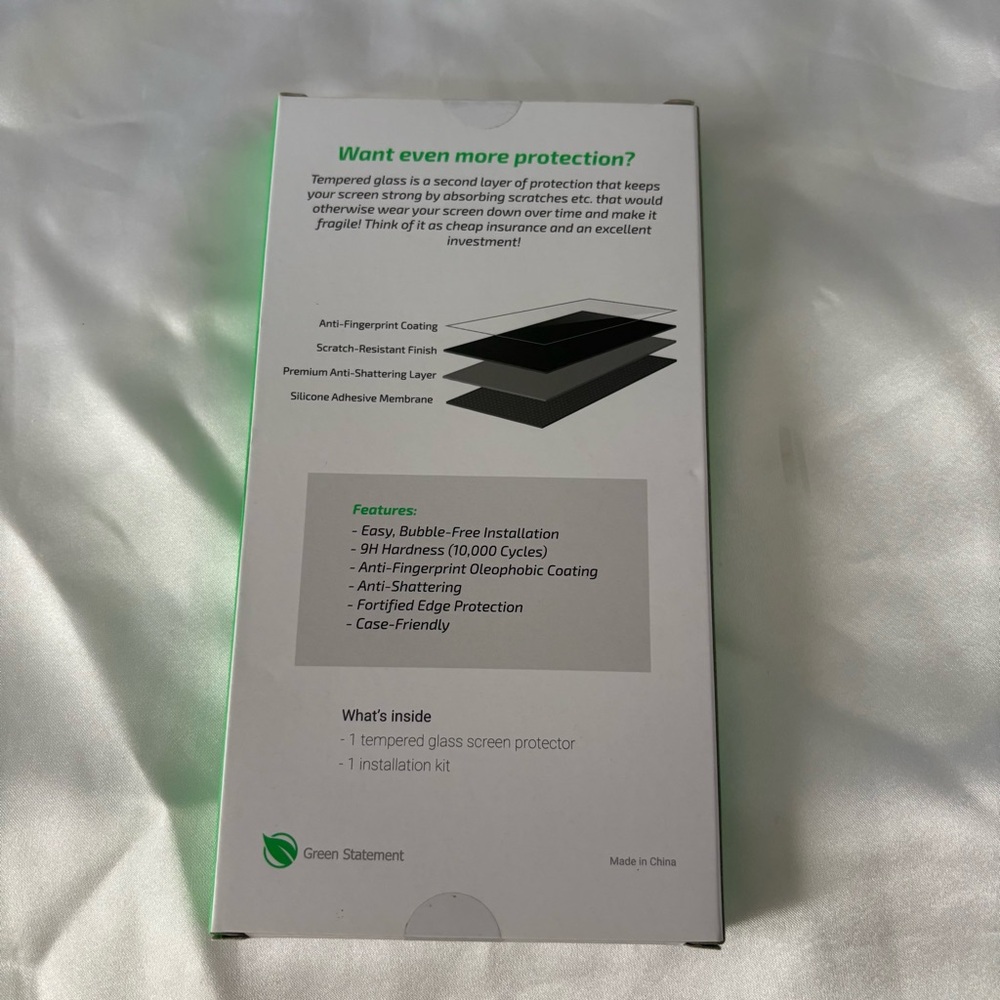 NIB: Loopy Case • iPhone 13 Mini Tempered Glass Screen Protector Kit - Picture 2 of 4